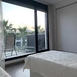Punta Prima 3 Bedrooms And Solarium Sea View וילה טורבייחה