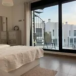 Punta Prima 3 Bedrooms And Solarium Sea View וילה טורבייחה