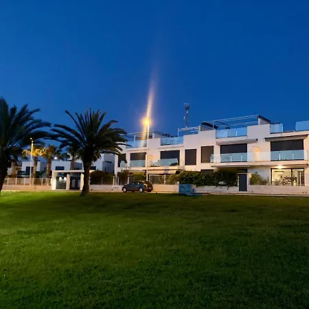 Punta Prima 3 Bedrooms And Solarium Sea View וילה טורבייחה