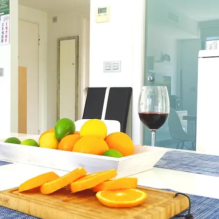Punta Prima 3 Bedrooms And Solarium Sea View Torrevieja